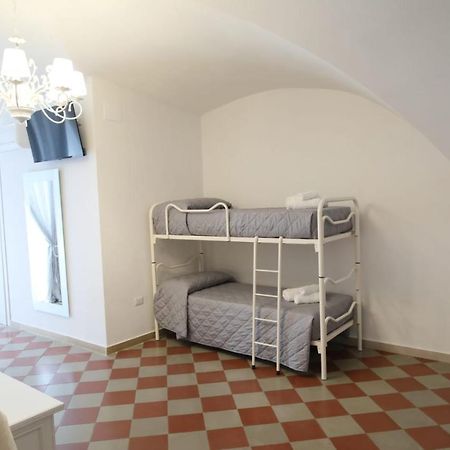 La Maison Piazza Del Popolo Manfredonia Eksteriør bilde
