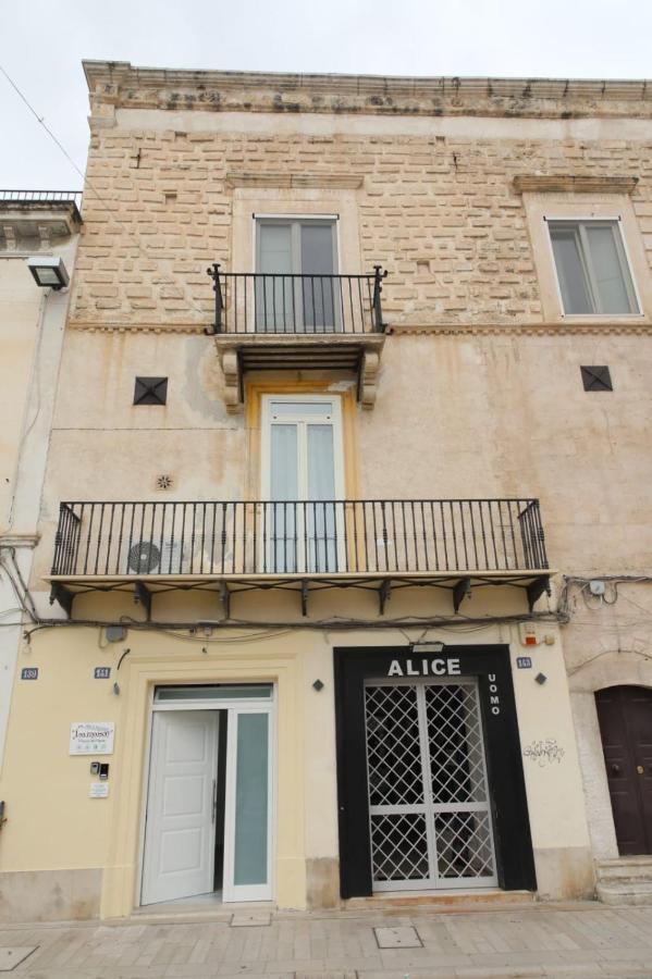 La Maison Piazza Del Popolo Manfredonia Eksteriør bilde