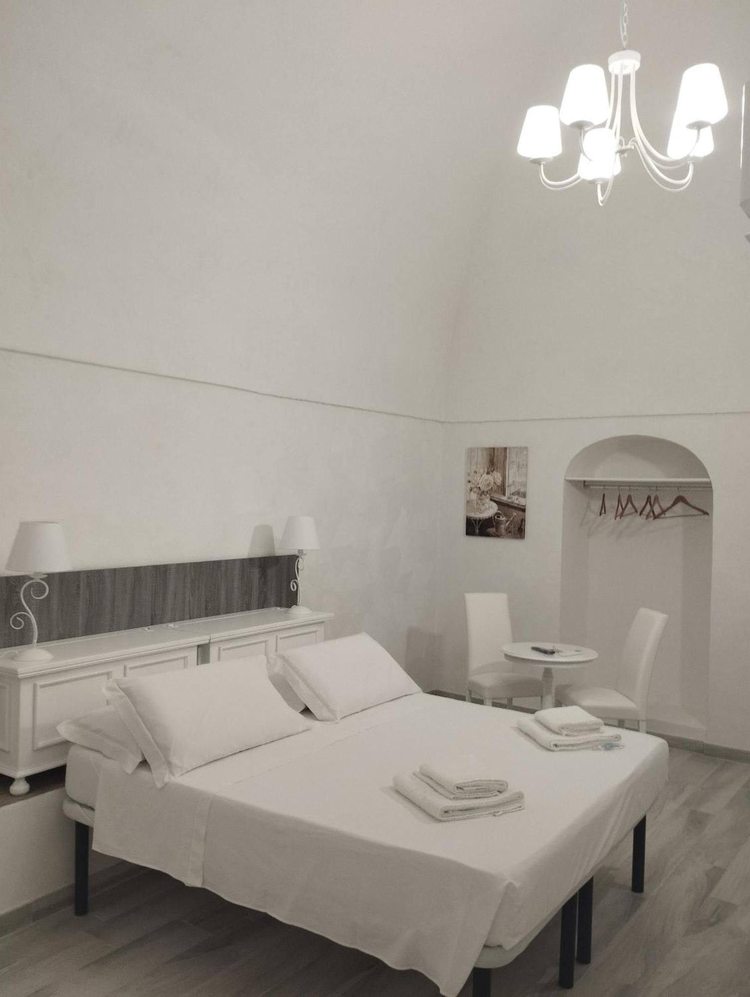 La Maison Piazza Del Popolo Manfredonia Eksteriør bilde